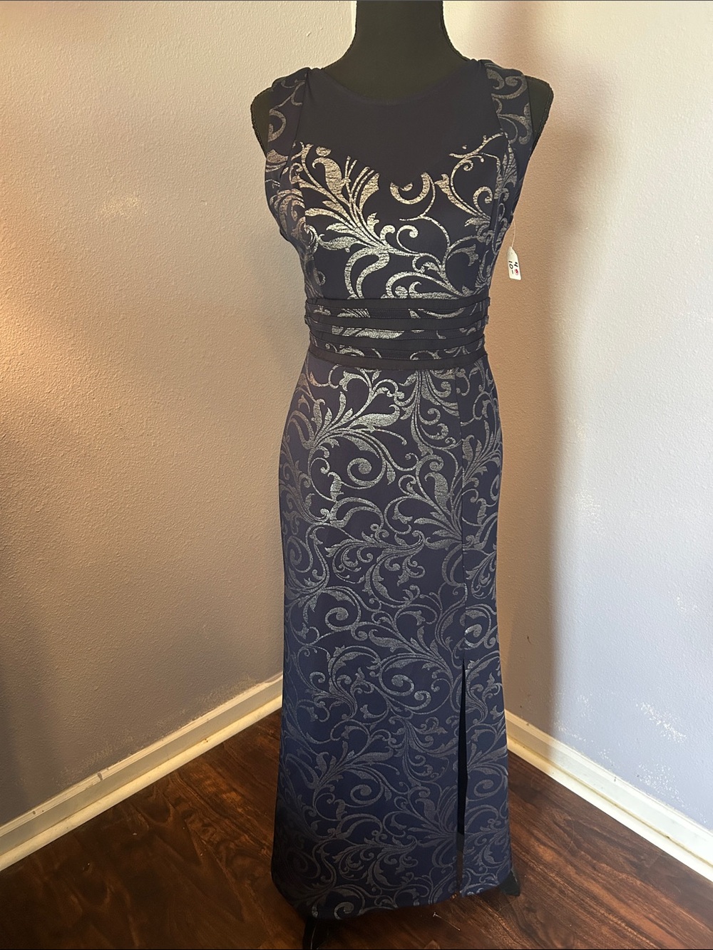 Enfocus Studio Women Navy Sleeveless Evening Gown Silver Scroll Pattern Size 4